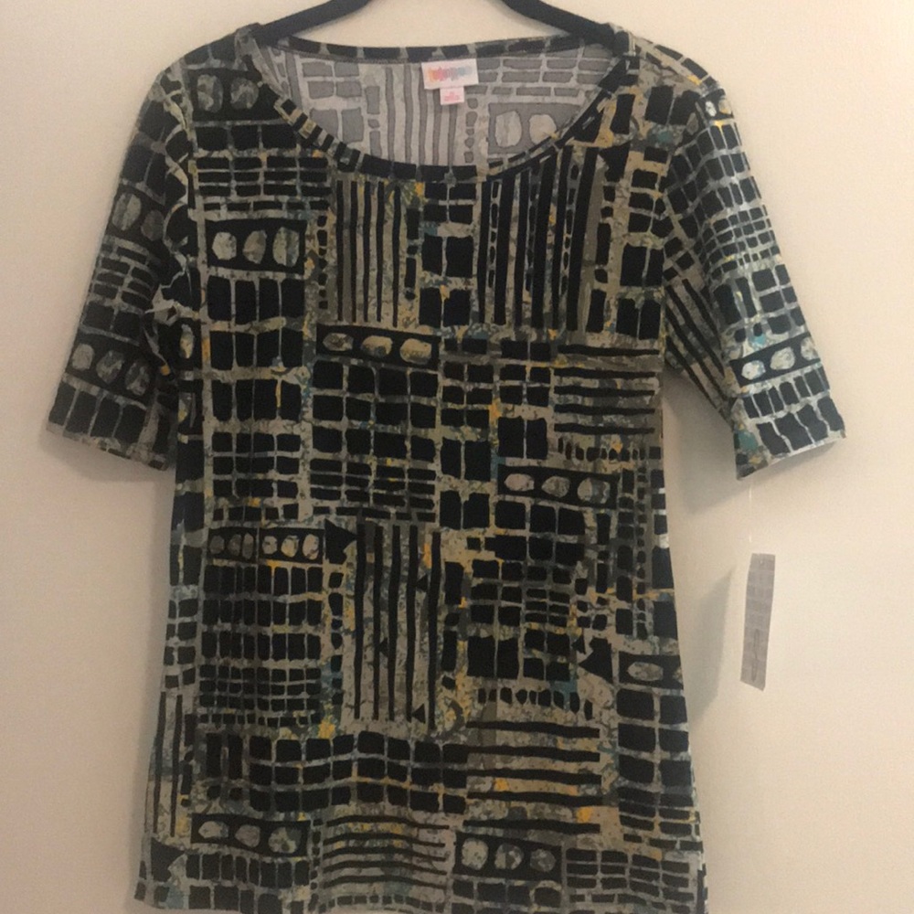 ✈️LuLaRoe Gigi Top